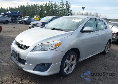 2010 Toyota Matrix S из США, поврежденный, VIN 2T1LE4EE8AC016318